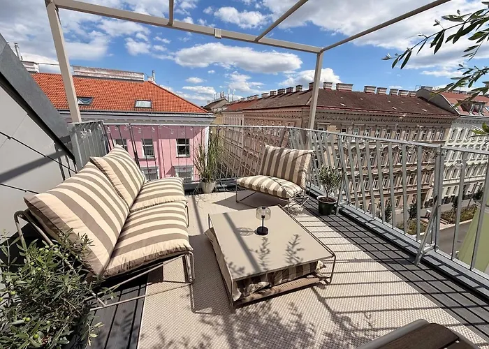 Apartment New Charming Rooftop With Terrace Vienna